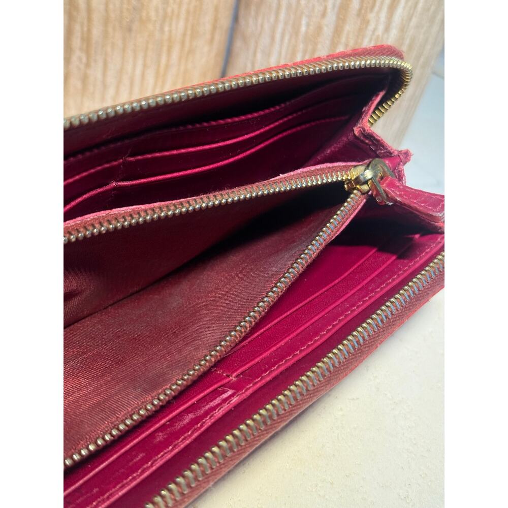 Miu Miu St. Cocco Lux Crocodile-Embossed Zip-Around - Picture 6 of 8